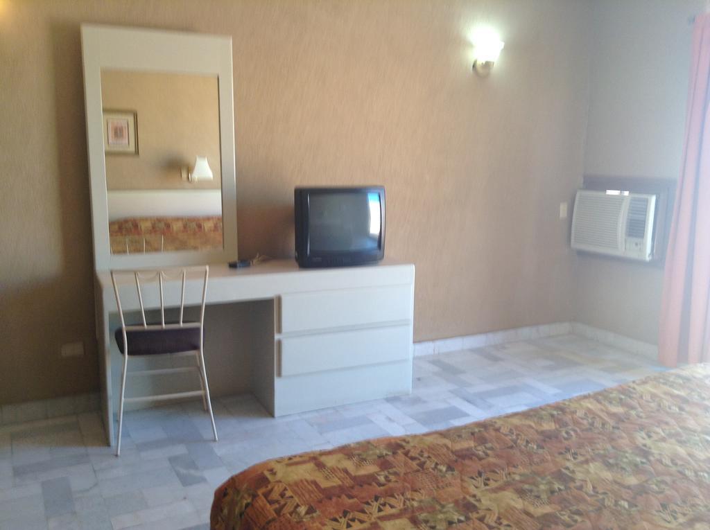 Los Jitos Hotel & Suites San Carlos Nuevo Guaymas Номер фото