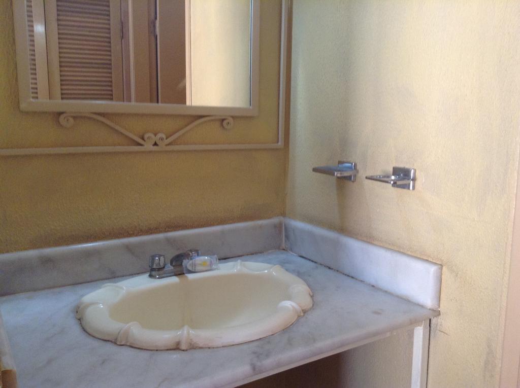 Los Jitos Hotel & Suites San Carlos Nuevo Guaymas Номер фото